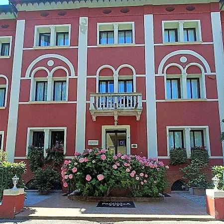 Hotel Villa Pannonia-3